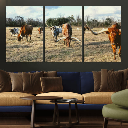 39144651-MGV-CV-36X24-Texas Longhorns Wall Art Canvas Print, Framed Rustic Farm Scene Art Picture Print, Western Cattle Perfect Rustic Farmhouse Decor