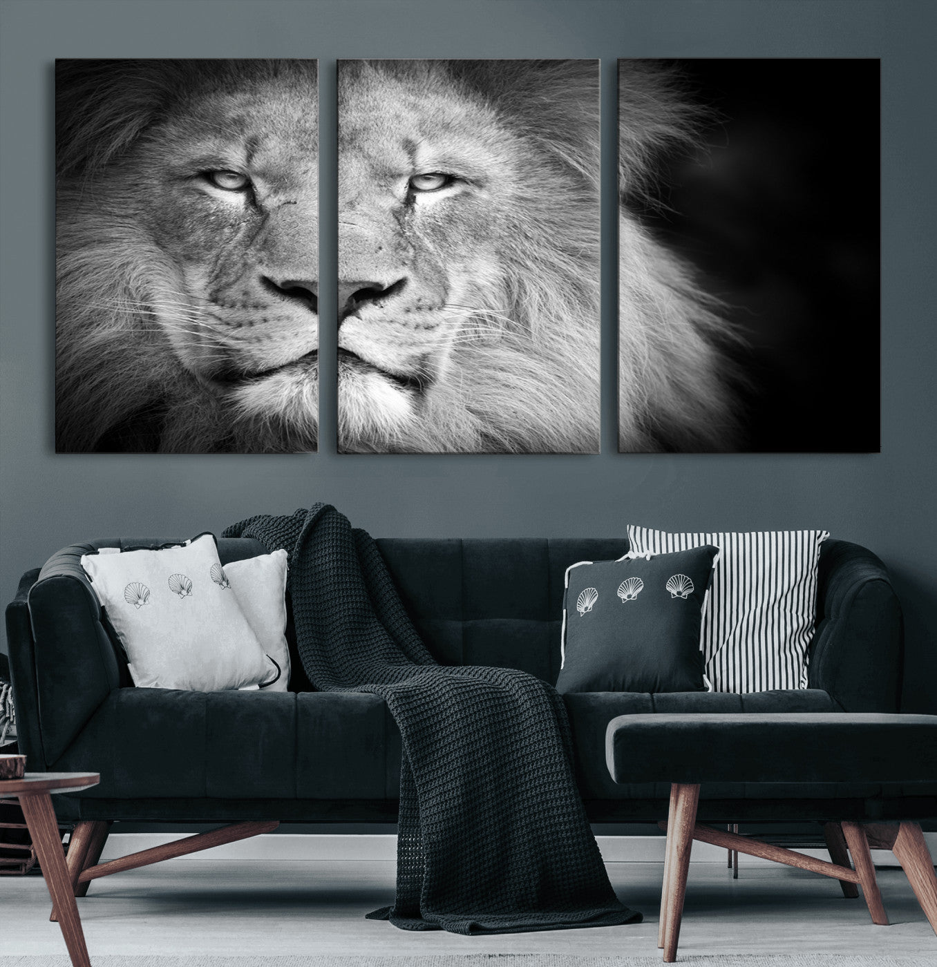 94453-MGV-CV-36X24-Lion Portrait Wall Art – Black and White King of the Jungle Canvas Print, Safari Wildlife Decor for Office, Bedroom, or Living
