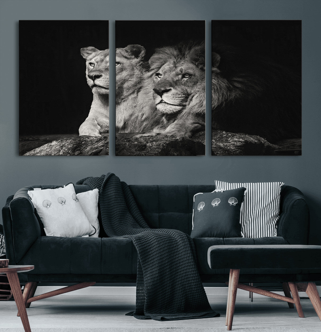 80013-MGV-CV-36X24-Lion and Lioness Wall Art – Black and White Wildlife Photography Canvas Print, African Safari Animal Decor for Office, Bedroom