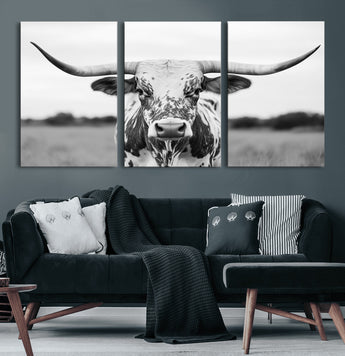 20272-MGV-CV-36X24-Highland Cow Wall Art – Black and White Western Longhorn Canvas Print, Farmhouse Living Room Decor Southwestern Animal Artwork for