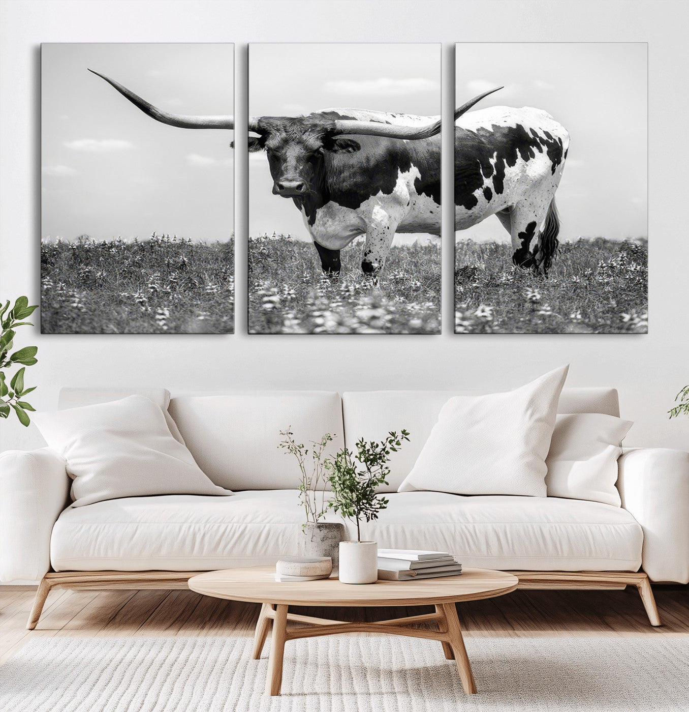 94709-MGV-CV-36X24-Texas Longhorn Wall Art – Black and White Bull Photography Canvas Print, Western Farmhouse Wall Decor for Living Room, Office or