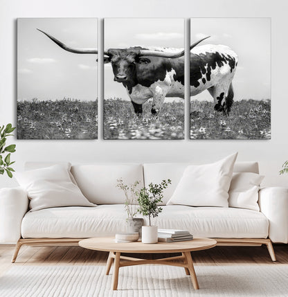 94709-MGV-CV-36X24-Texas Longhorn Wall Art – Black and White Bull Photography Canvas Print, Western Farmhouse Wall Decor for Living Room, Office or