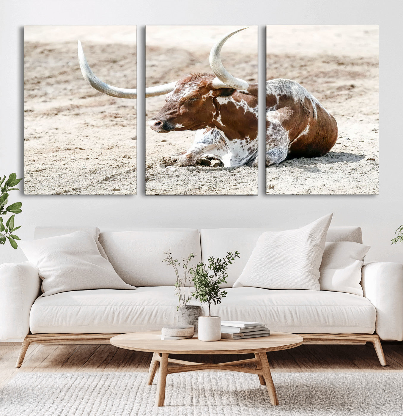 89096667-MGV-CV-36X24-Texas Longhorn Wall Art – Rustic Western Canvas Print, Cattle Photography Decor for Ranch House, Living Room, Office, Man Cave