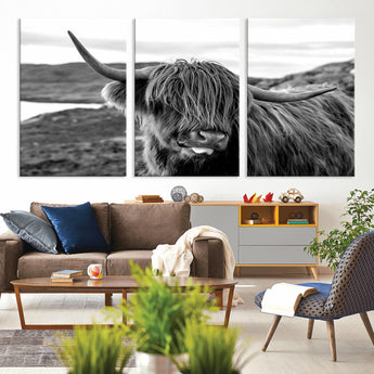 83810-MGV-CV-36X24-Highland Cow Wall Art – Black and White Highland Cattle Print, Rustic Farmhouse Animal Decor for Living Room or Office