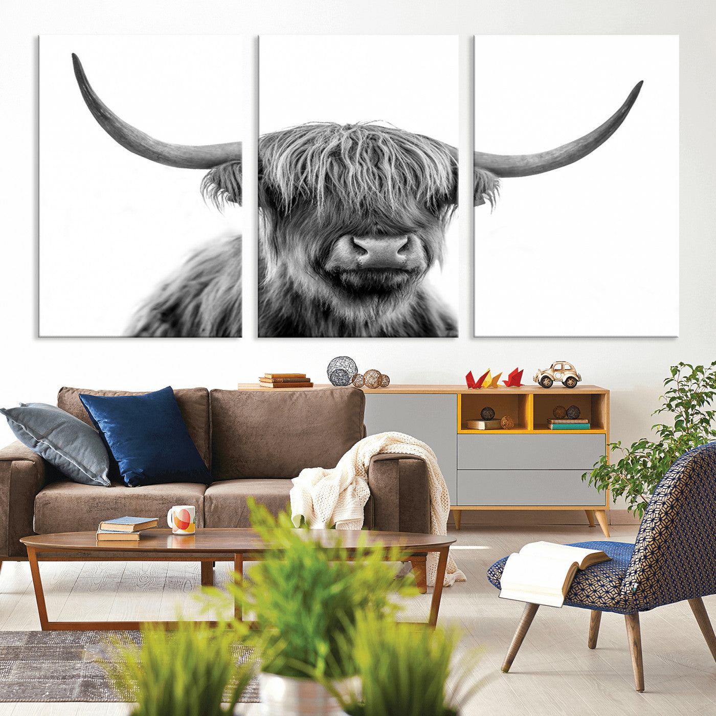10123-MGV-CV-36X24-Black and White Highland Cow Wall Art – Modern Farmhouse Animal Print, Rustic Scottish Bull Canvas Decor for Living Room, Bedroom,
